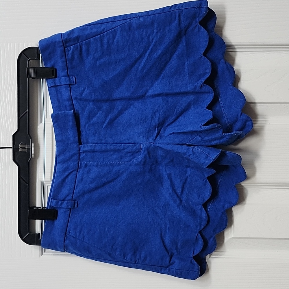 Bundle of Two Pairs J. Crew Scalloped Shorts, Size 4 - Picture 2 of 11